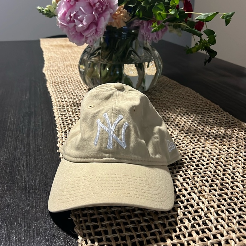 NY New York Beige Hat